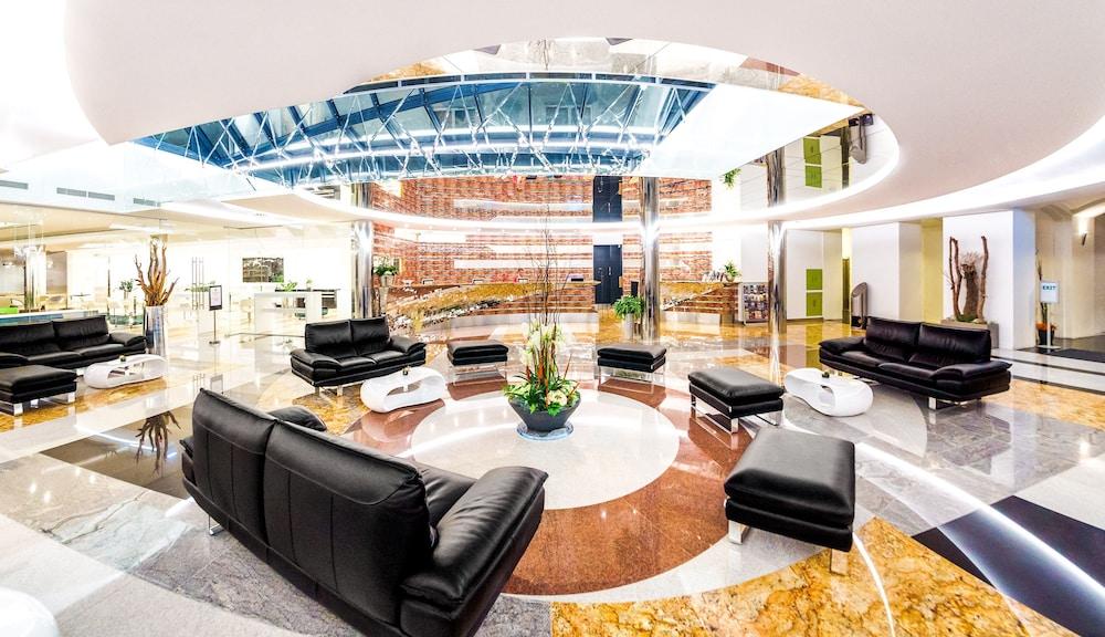 Grandium Hotel Prag Dış mekan fotoğraf The interior of the building