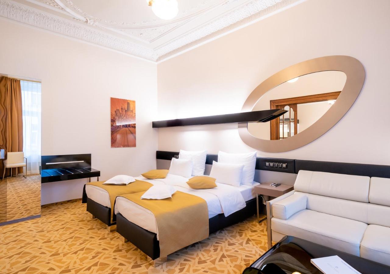 Grandium Hotel Prag Dış mekan fotoğraf A room at the hotel