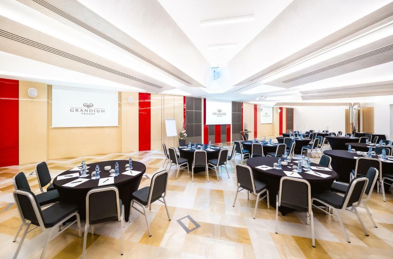 Grandium Hotel Prag Dış mekan fotoğraf Grand Hyatt Regency Bangkok